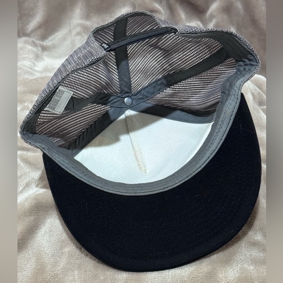 Hurley Kids Multicolor Checkered Hat - Picture 3 of 3